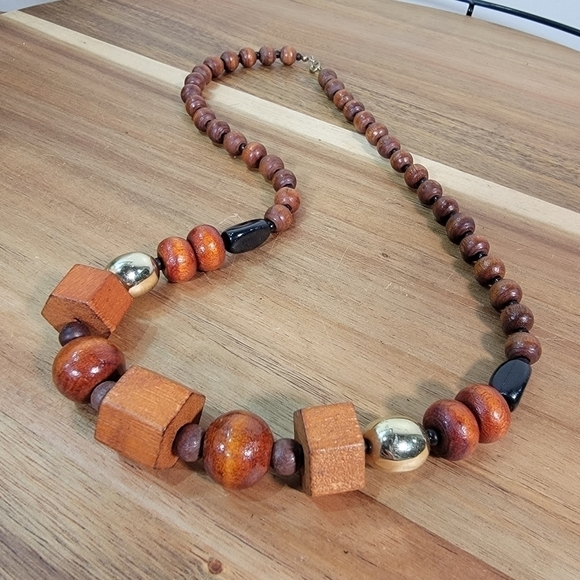 Wooden Statement Necklace Fall tones - Picture 5 of 12